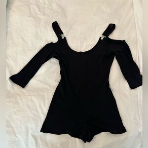 URBAN OUTFITTERS black romper size XS